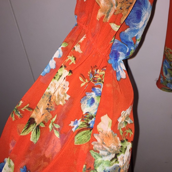 Top - Picture 2 of 3